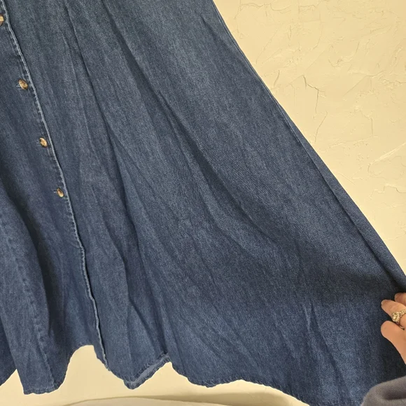 Vintage Denim Button Front Maxi Dress - Picture 8 of 11